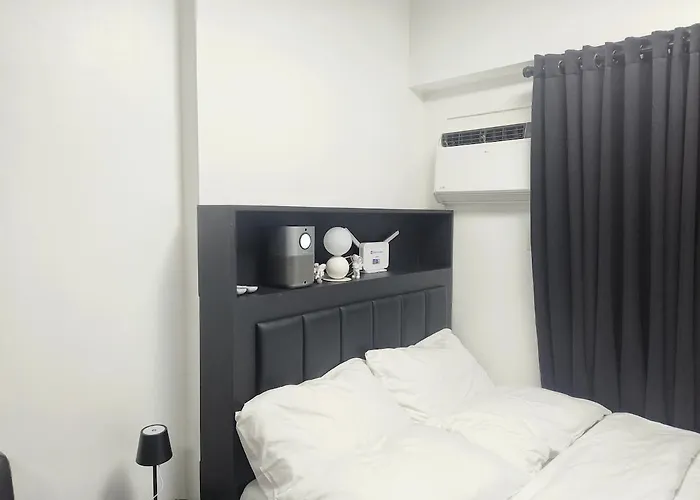 New Minimalist At It Park Avida Riala * セブ市