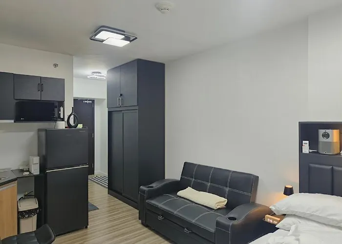 New Minimalist At It Park Avida Riala アパート